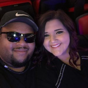 Meet your Posher, Caitlin